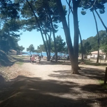 Avec Jardinet *