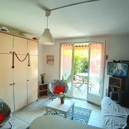Apartman Avec Jardinet